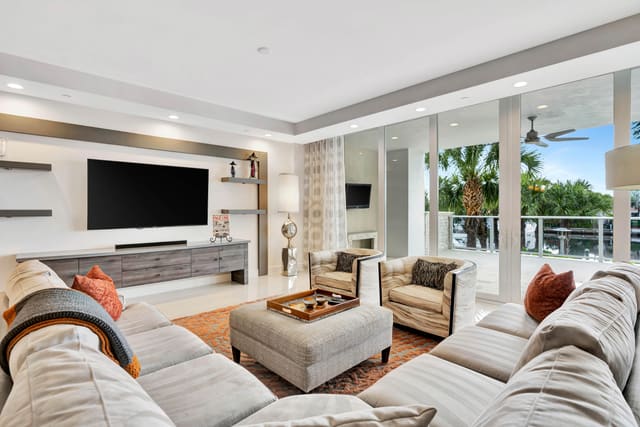 2700 Donald Ross Road 207, Palm Beach Gardens, FL 33410