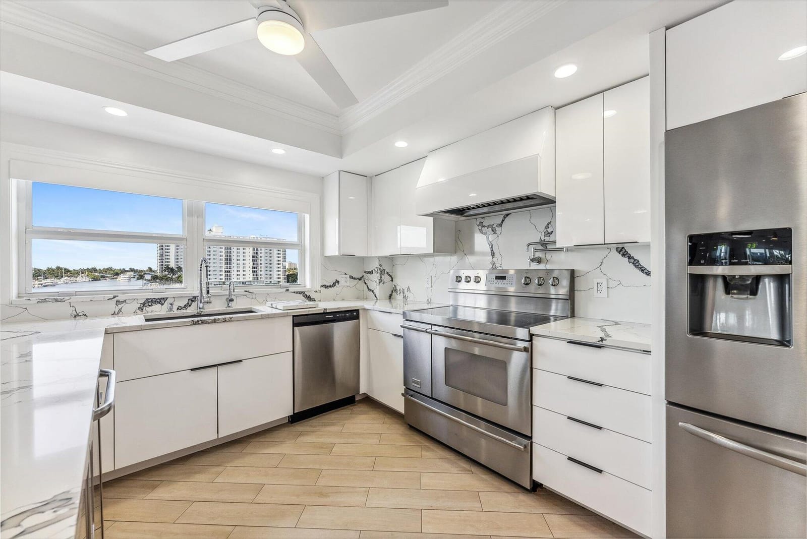 400 Seasage Drive 402, Delray Beach, FL 33483 photo 11