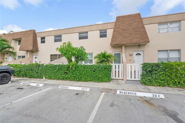 1505 NW 80th Avenue F, Margate, FL 33063