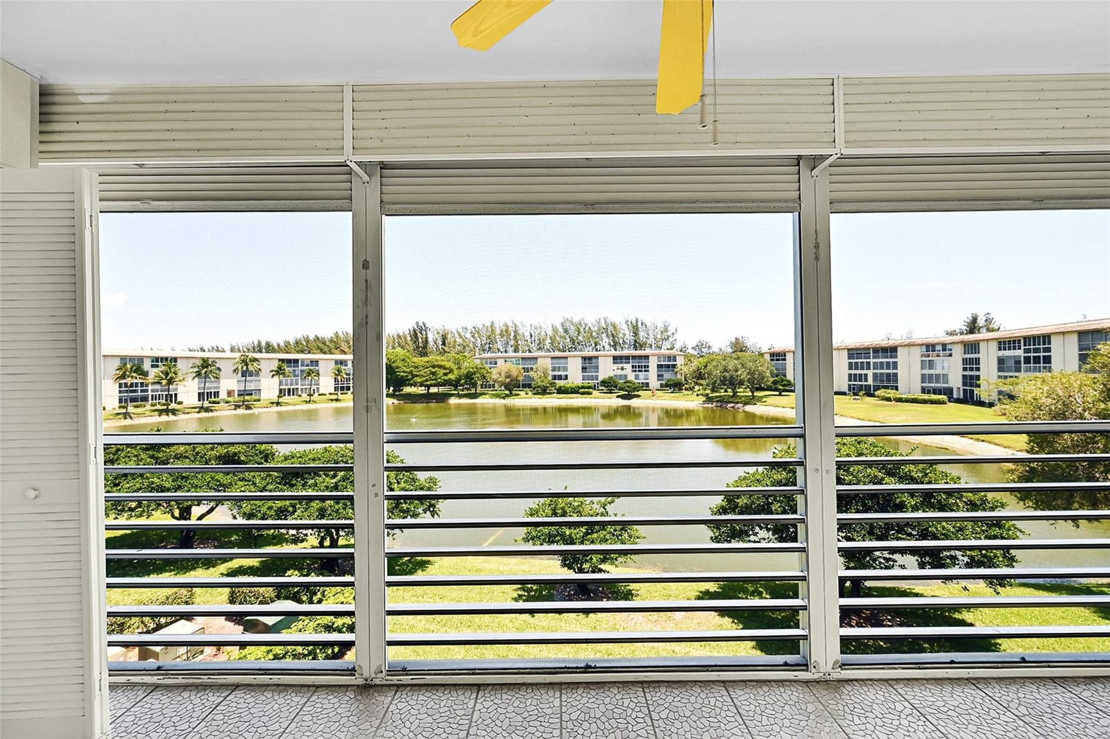 1902 Bermuda Circle H3 — photo 4