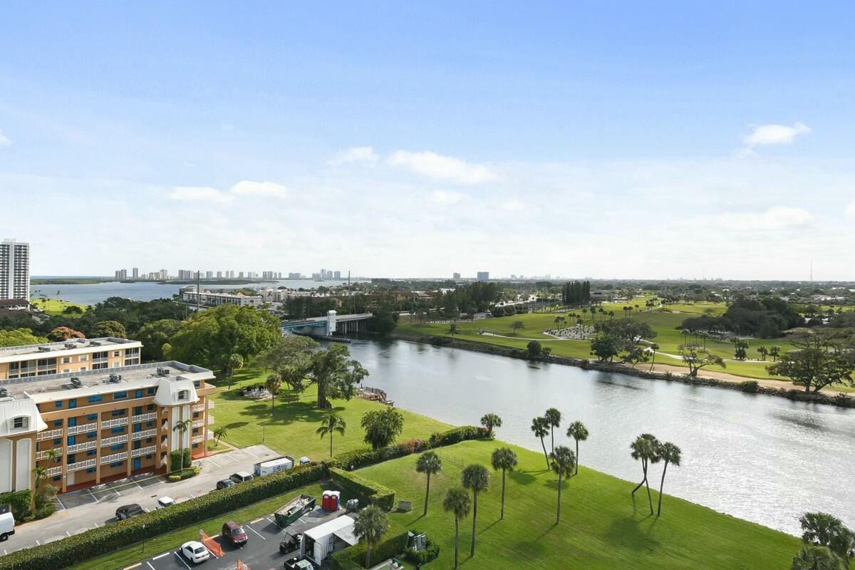 336 Golfview Road Ph05, North Palm Beach, FL 33408 photo 13