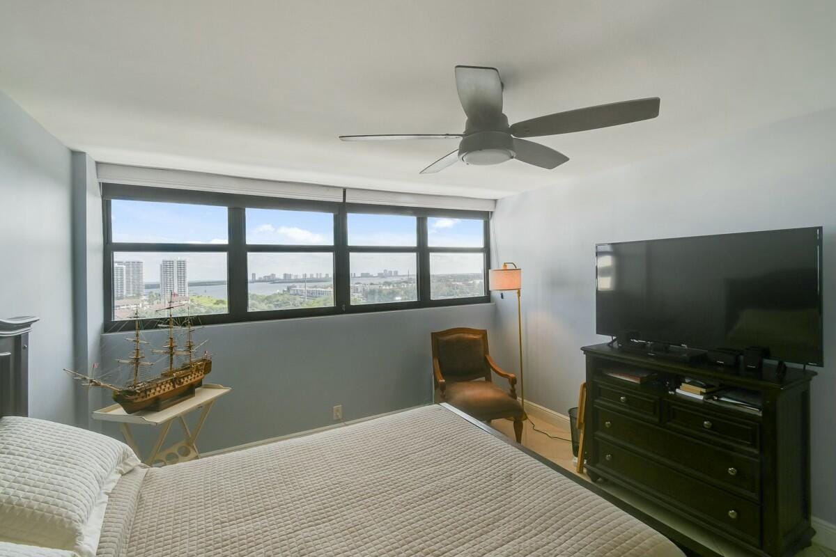 336 Golfview Road Ph05, North Palm Beach, FL 33408 photo 18