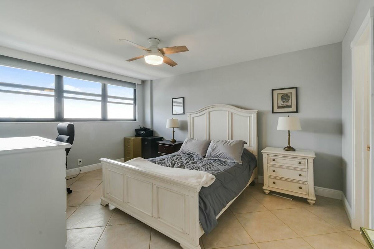 336 Golfview Road Ph05, North Palm Beach, FL 33408 photo 22