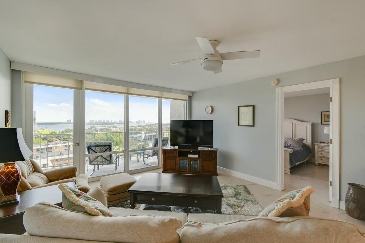 336 Golfview Road Ph05, North Palm Beach, FL 33408 photo 4