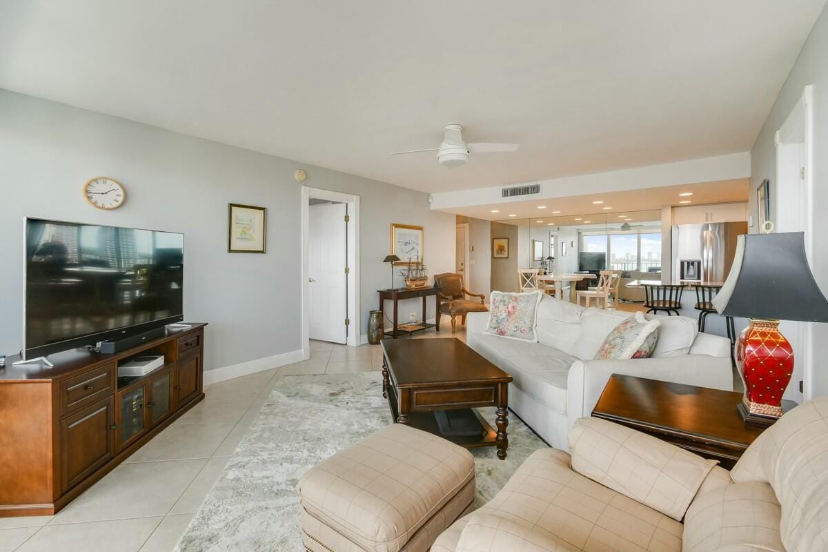 336 Golfview Road Ph05, North Palm Beach, FL 33408 photo 8