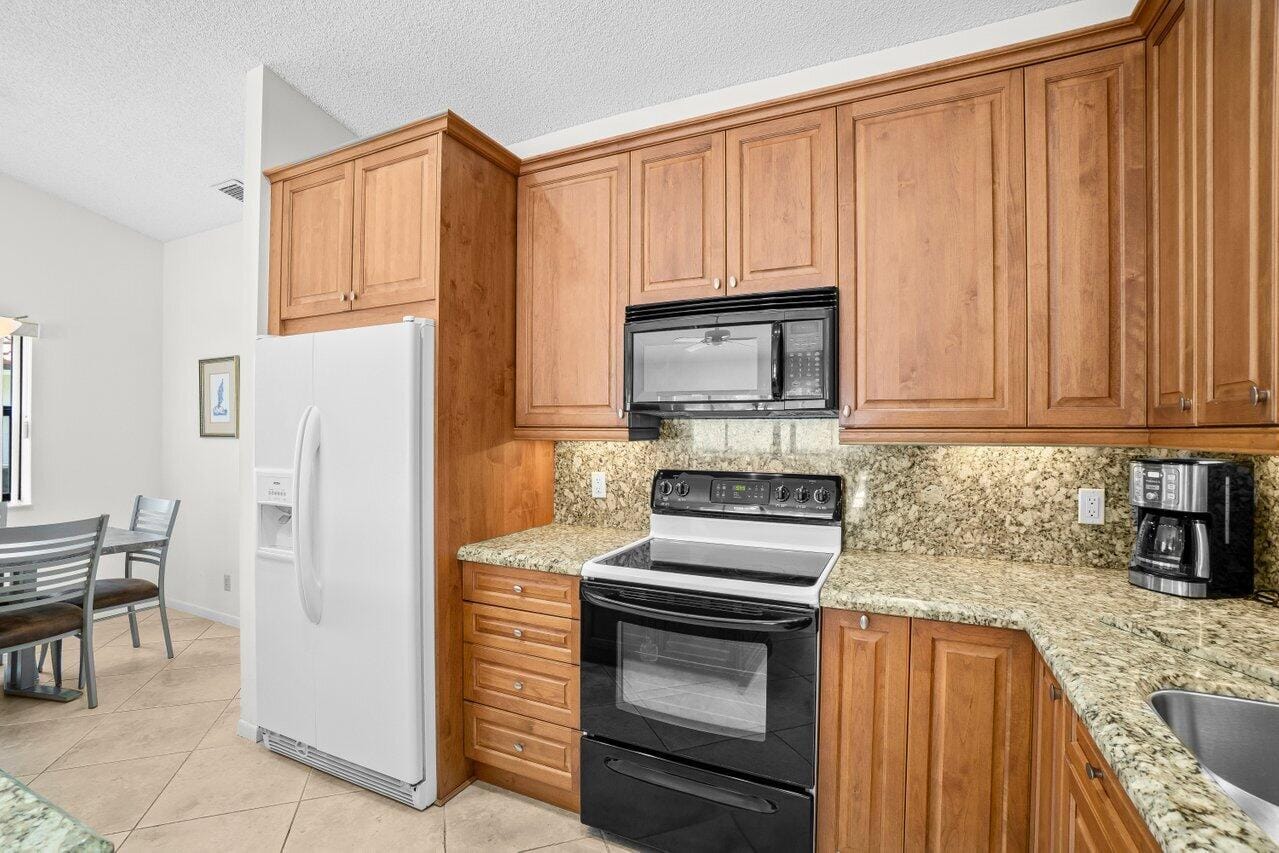 21820 Beachnut Drive, Boca Raton, FL 33433 photo 5