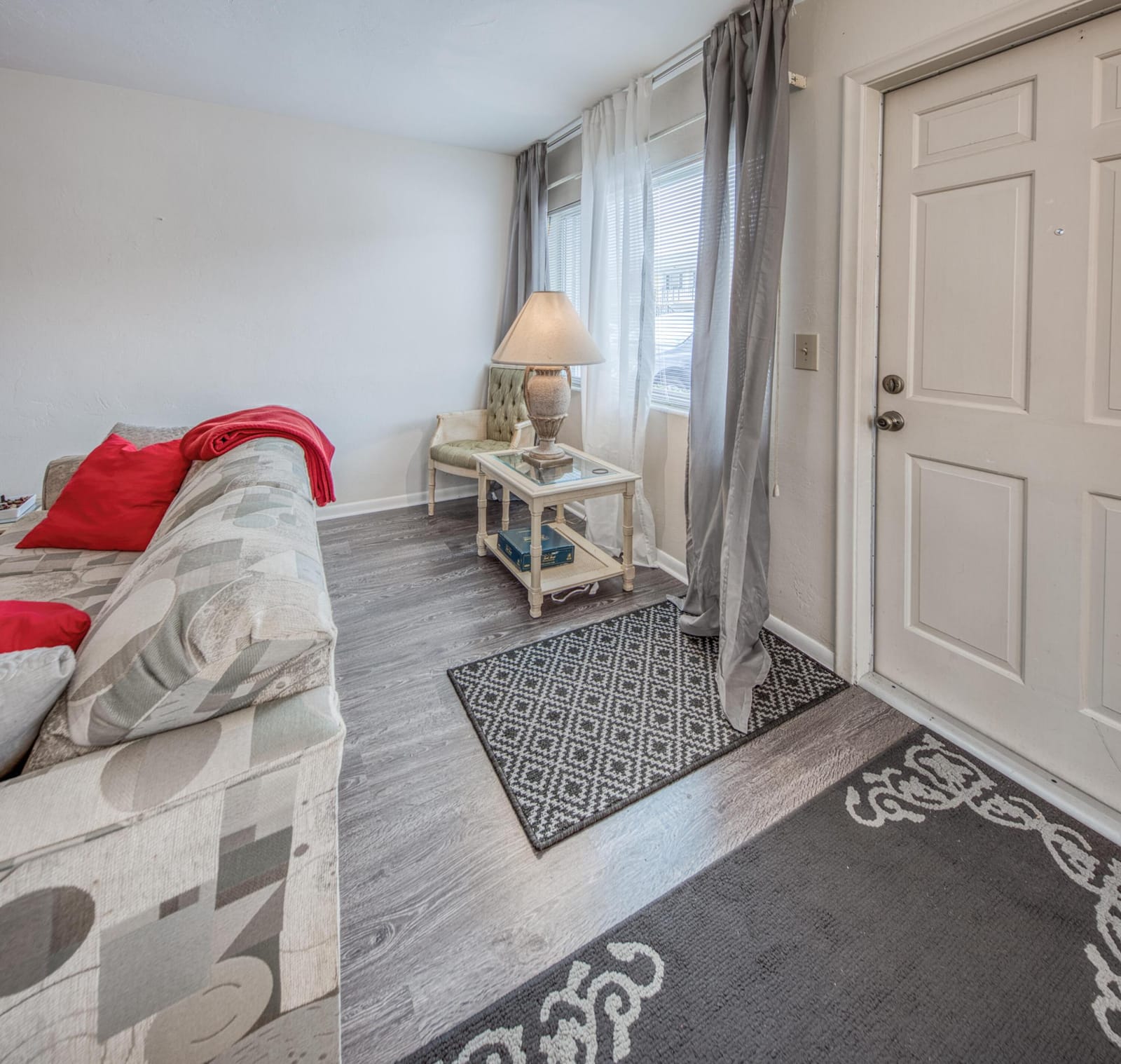 3040 Lake Osborne Drive 106 — photo 2
