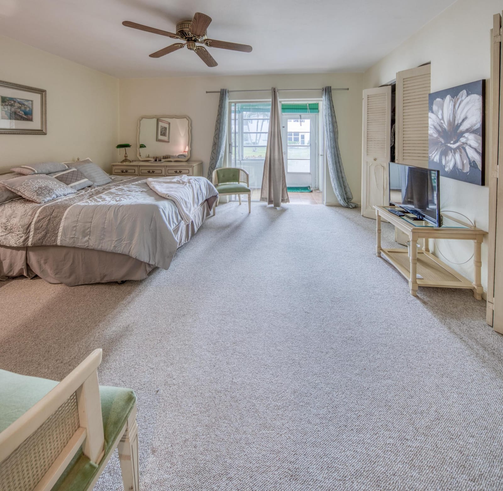 3040 Lake Osborne Drive 106 — photo 7
