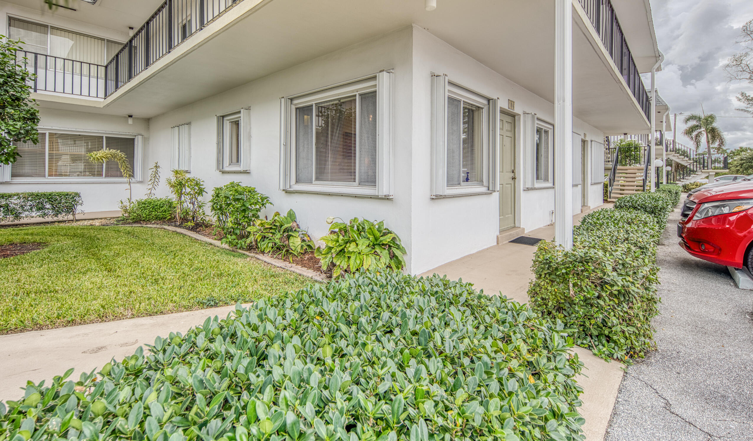 3040 Lake Osborne Drive 106, Lake Worth Beach, FL 33461, Lake Worth Beach