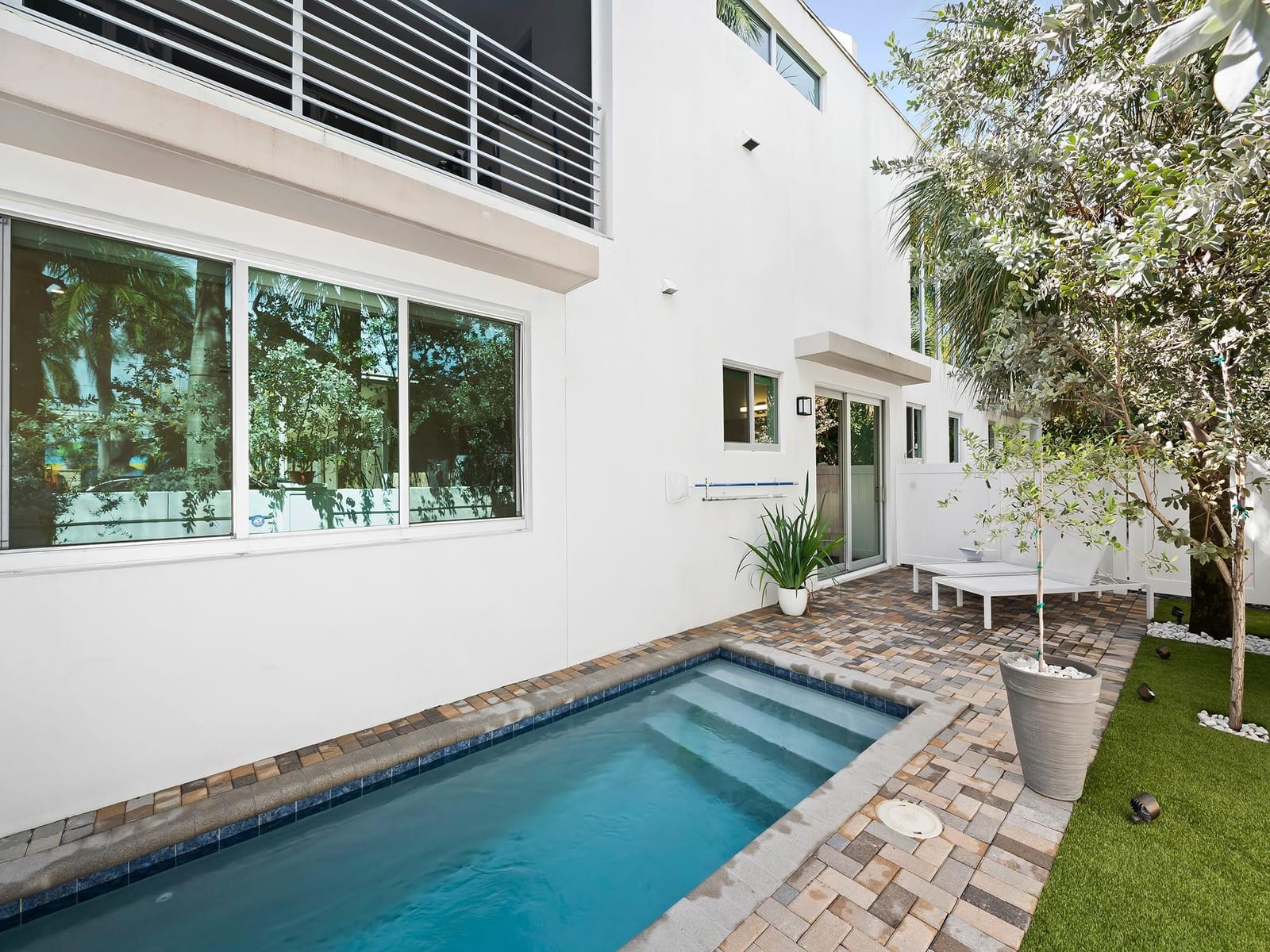 12 SE 10th Avenue, Fort Lauderdale, FL 33301 photo 7