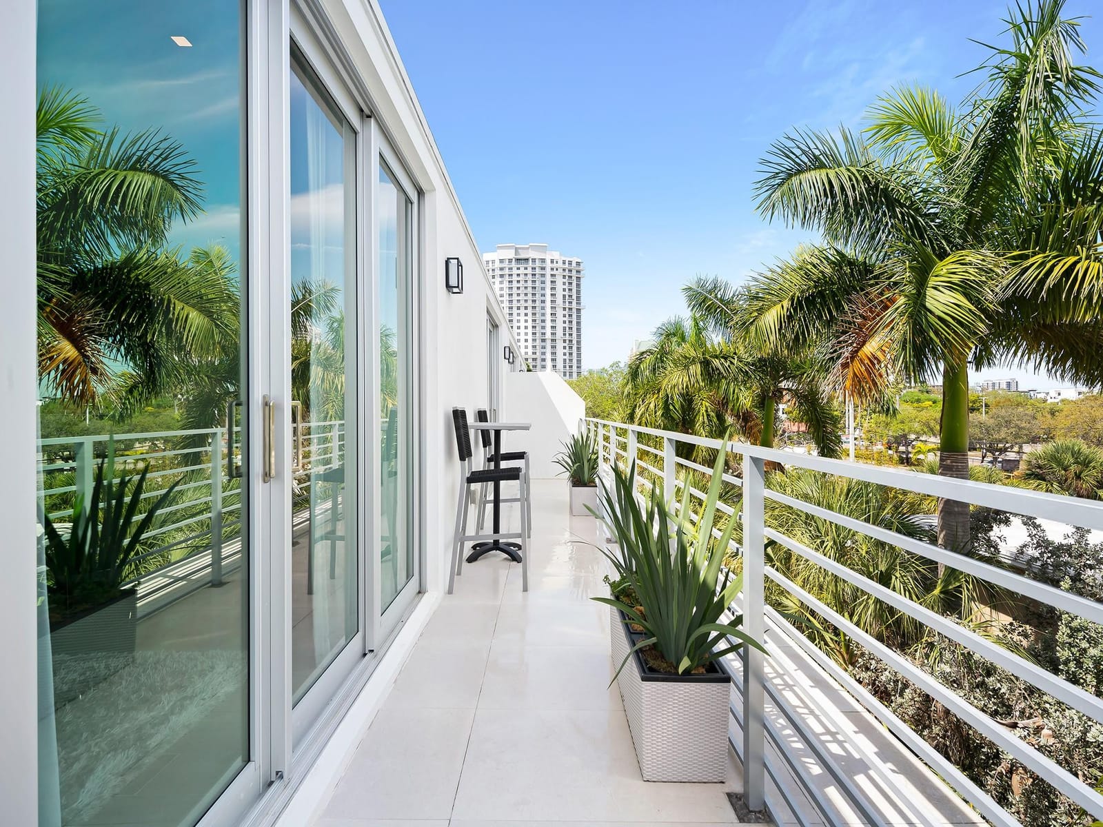 12 SE 10th Avenue, Fort Lauderdale, FL 33301 photo 8