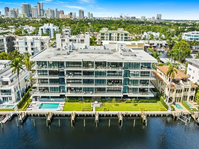 160 Isle Of Venice Drive 203, Fort Lauderdale, FL 33301