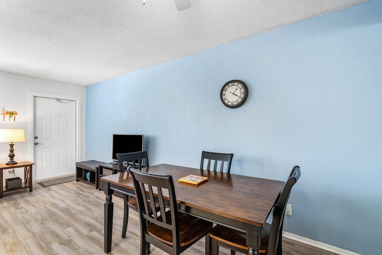 2929 SE Ocean Boulevard 1068, Stuart, FL 34996 photo 10