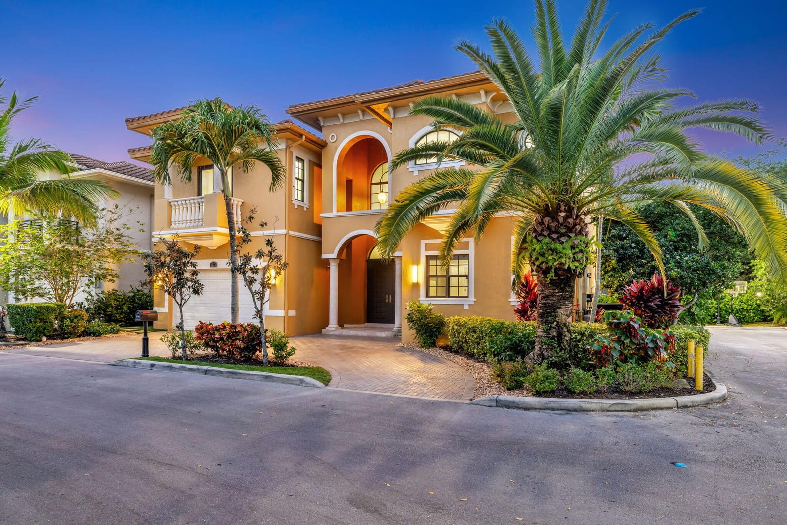 3533 Forest View Circle, Dania Beach, FL 33312