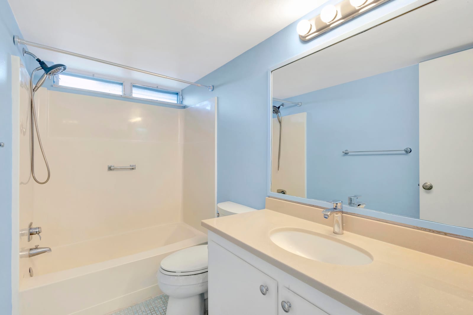 2601 NE 3rd Court 3120, Boynton Beach, FL 33435 photo 12