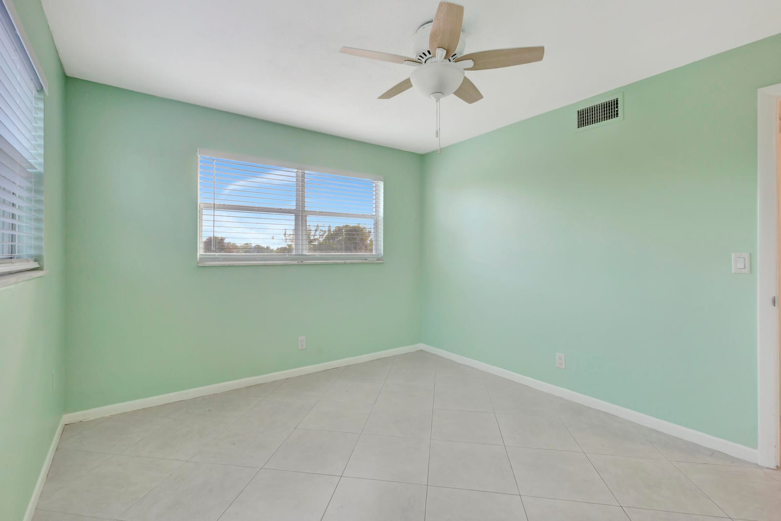 2601 NE 3rd Court 3120, Boynton Beach, FL 33435 photo 14