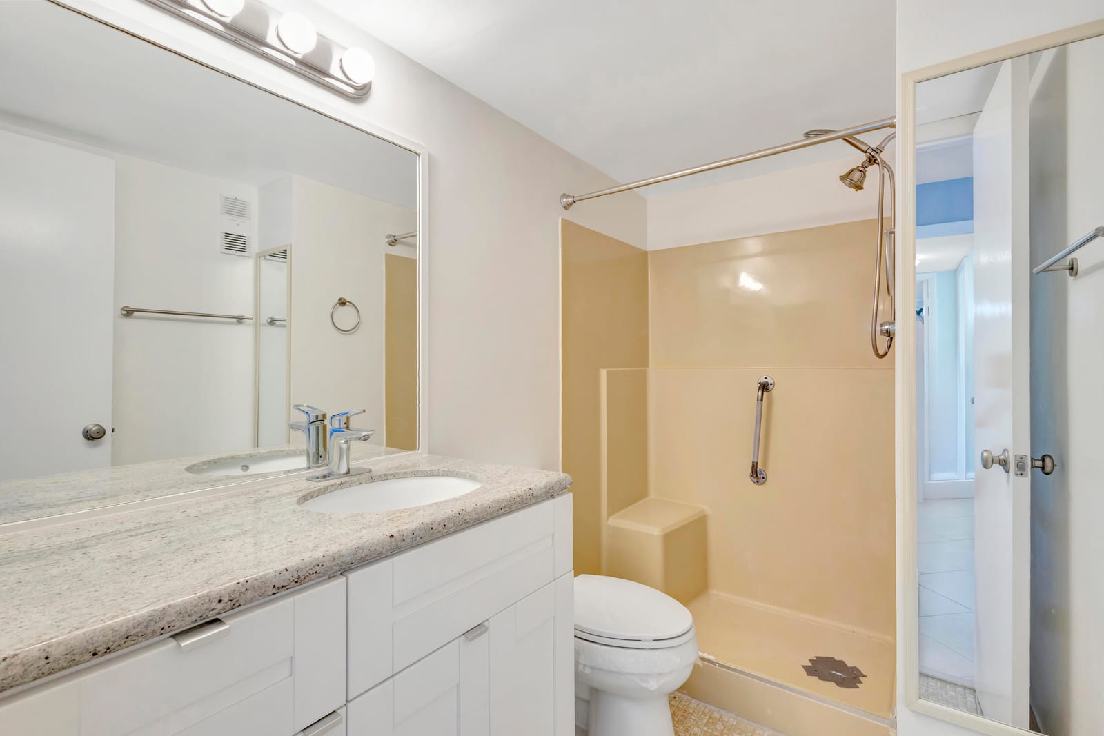 2601 NE 3rd Court 3120, Boynton Beach, FL 33435 photo 17