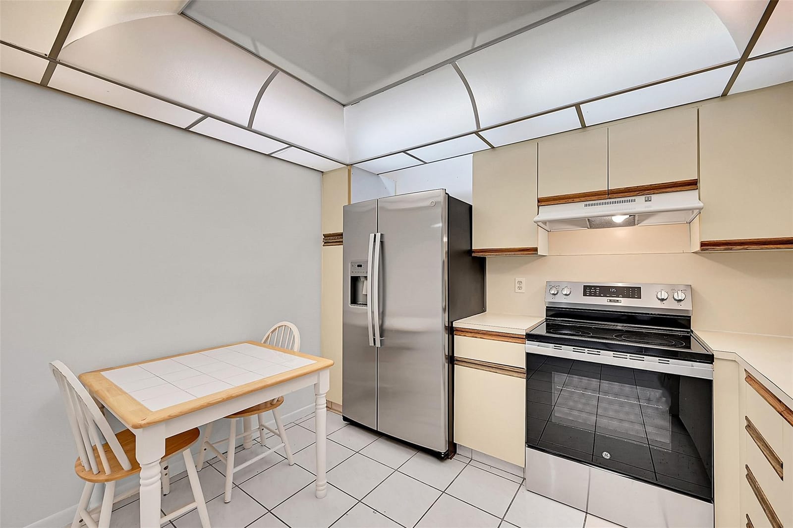 3303 Aruba Way J1 — photo 3