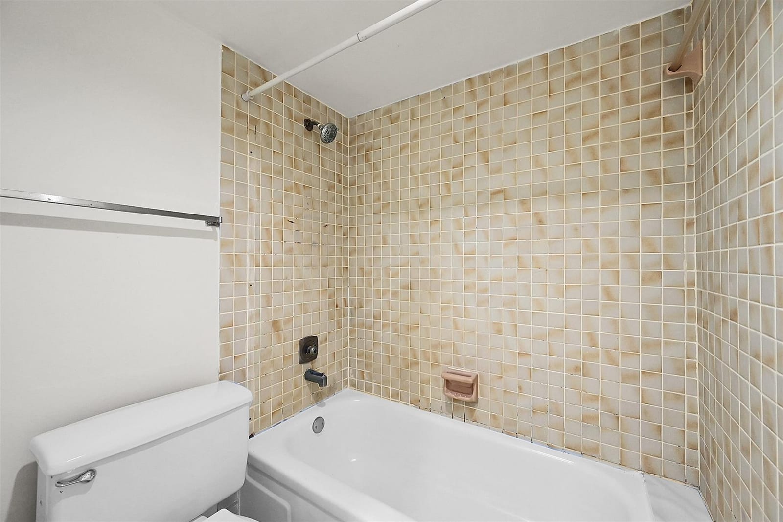 3303 Aruba Way J1 — photo 10