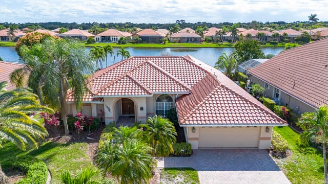 1272 SW Briarwood Drive, Port St. Lucie, FL 34986