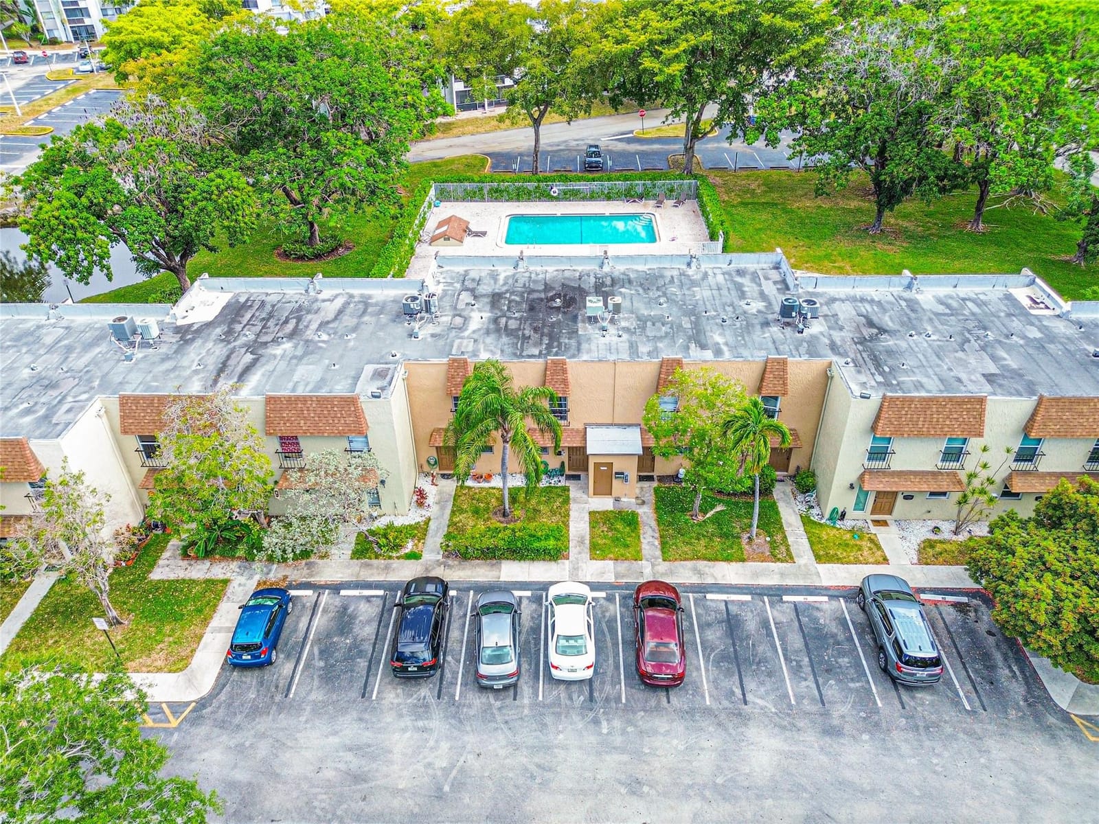 513 N Pine Island Road 7, Plantation, FL 33324 photo 2
