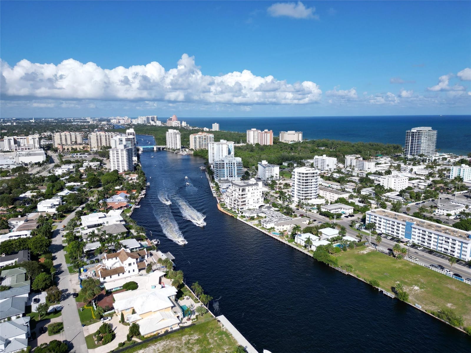 527 Orton Avenue 302B, Fort Lauderdale, FL 33304 photo 21