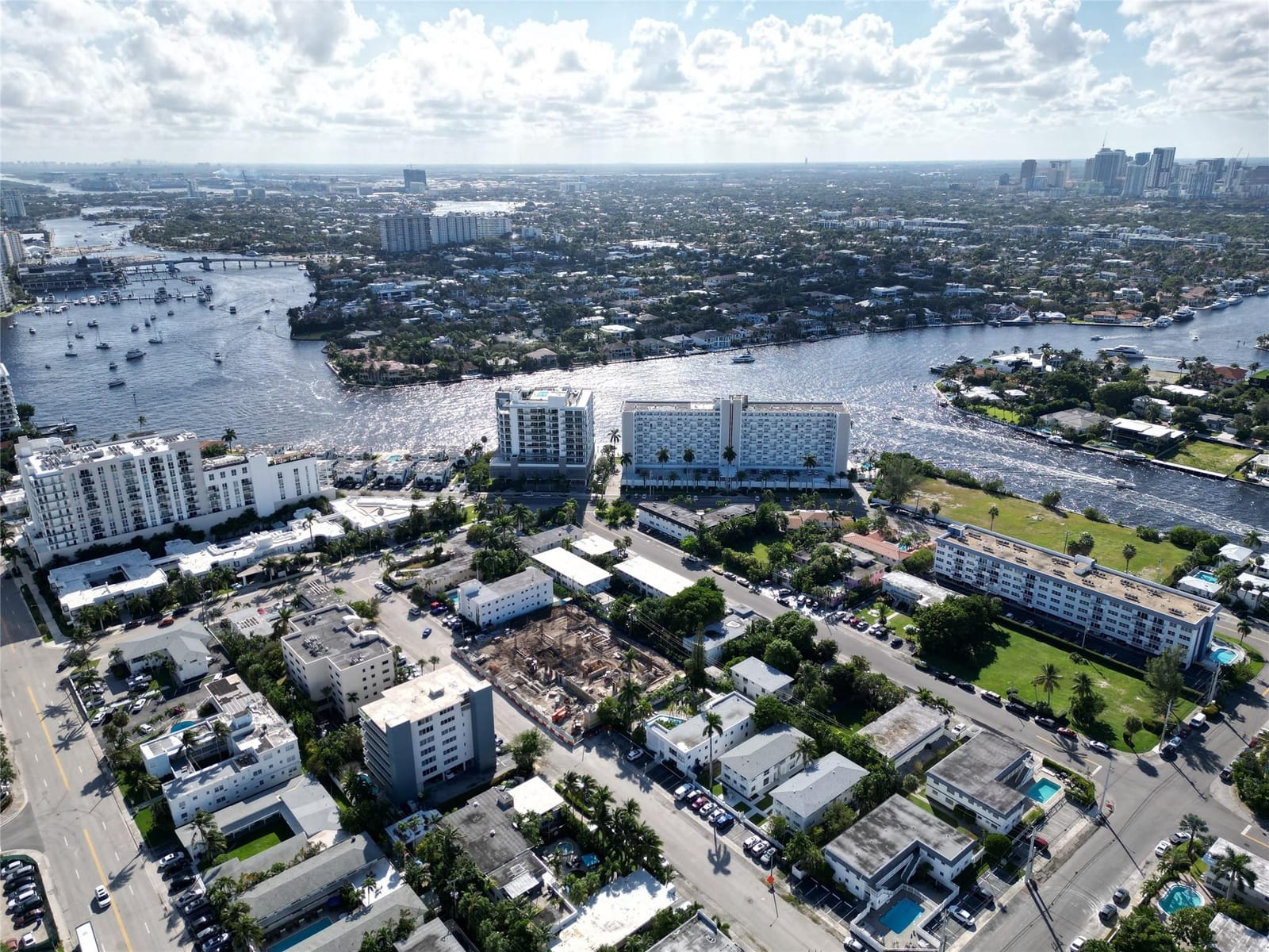 527 Orton Avenue 302B, Fort Lauderdale, FL 33304 photo 23