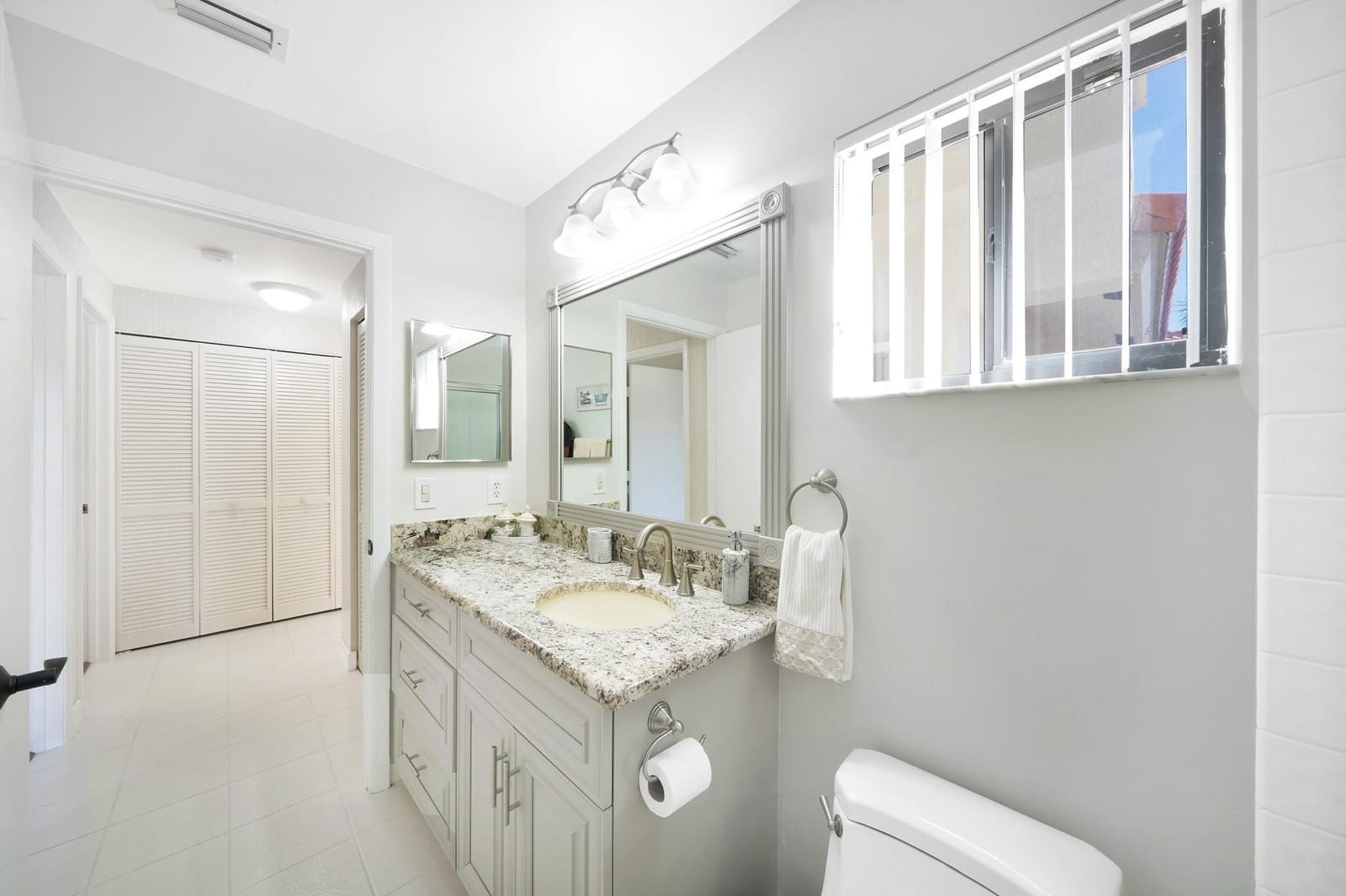 6131 Bluegrass Drive, Boynton Beach, FL 33437 photo 13
