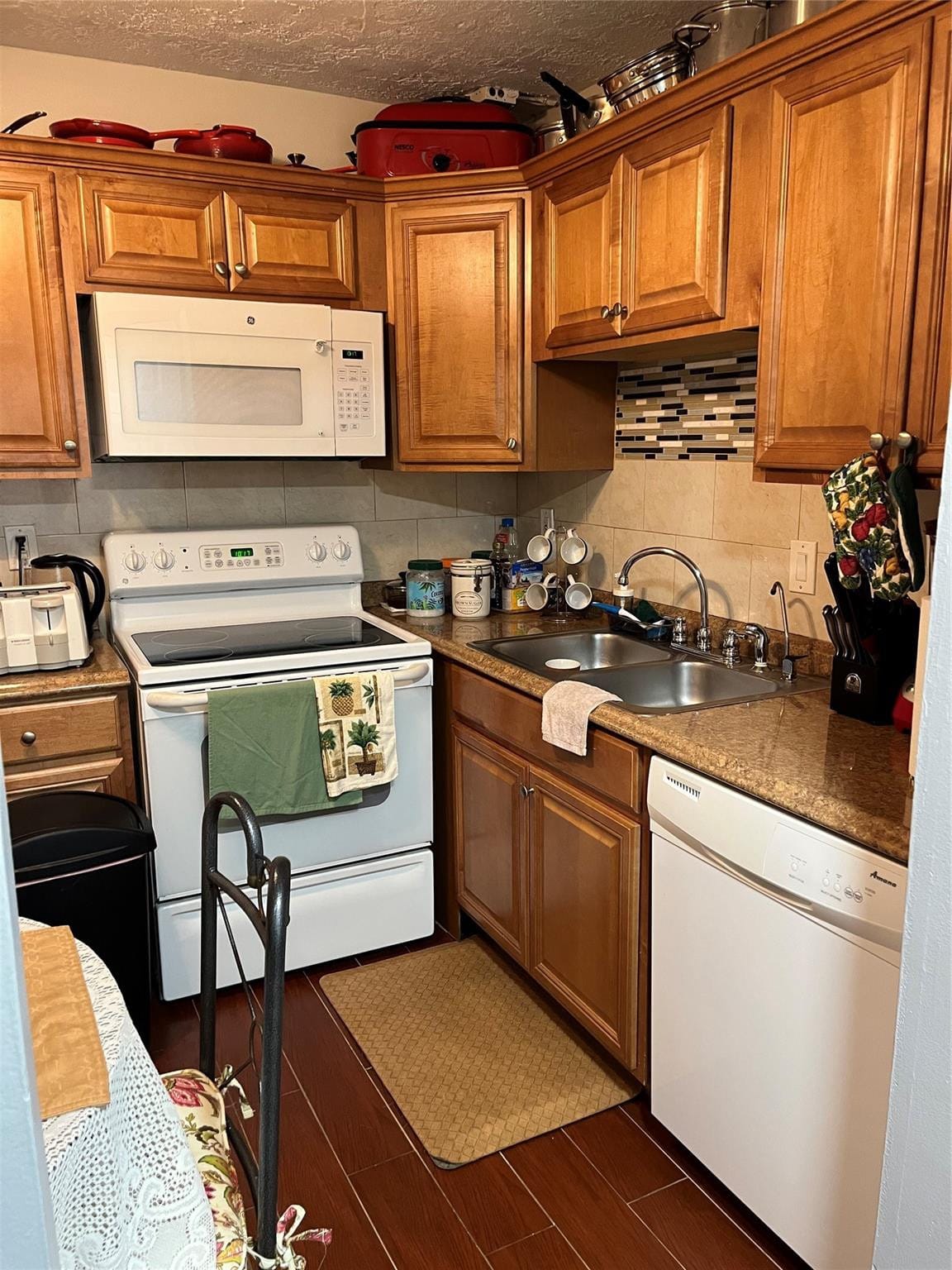 2861 Somerset Drive 101 — photo 7