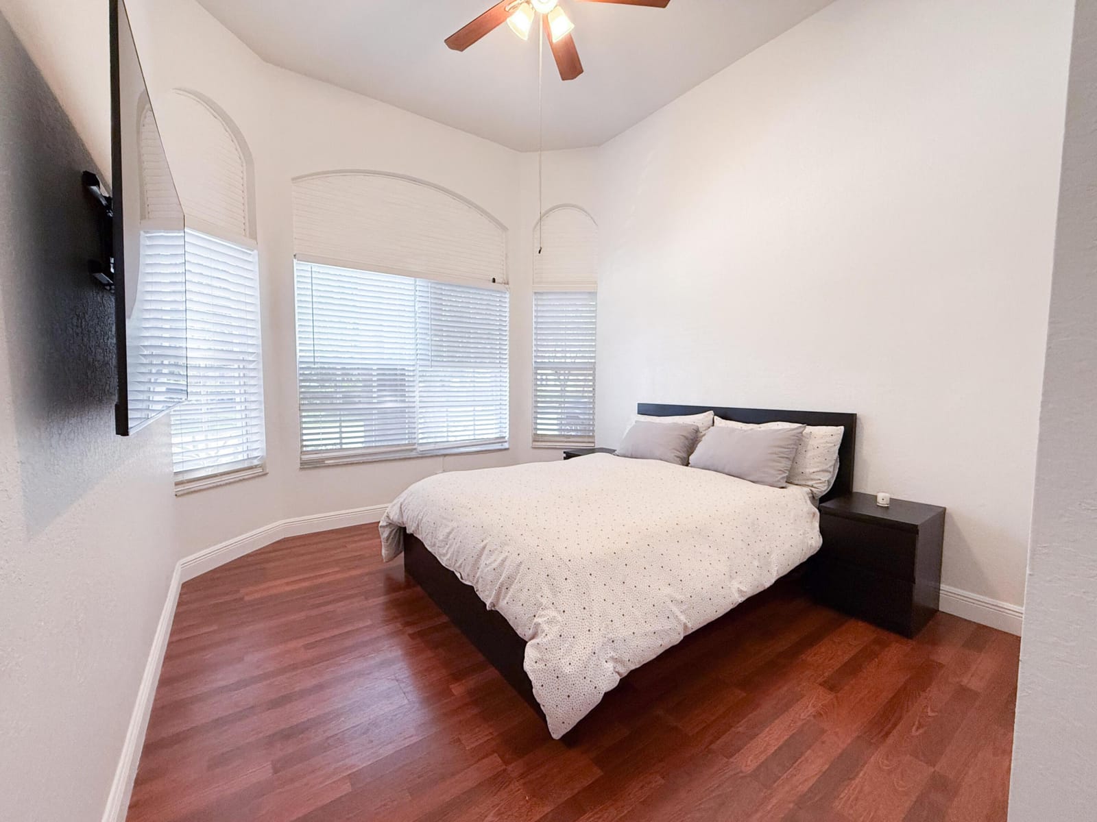 4803 NW 59th Court — photo 10