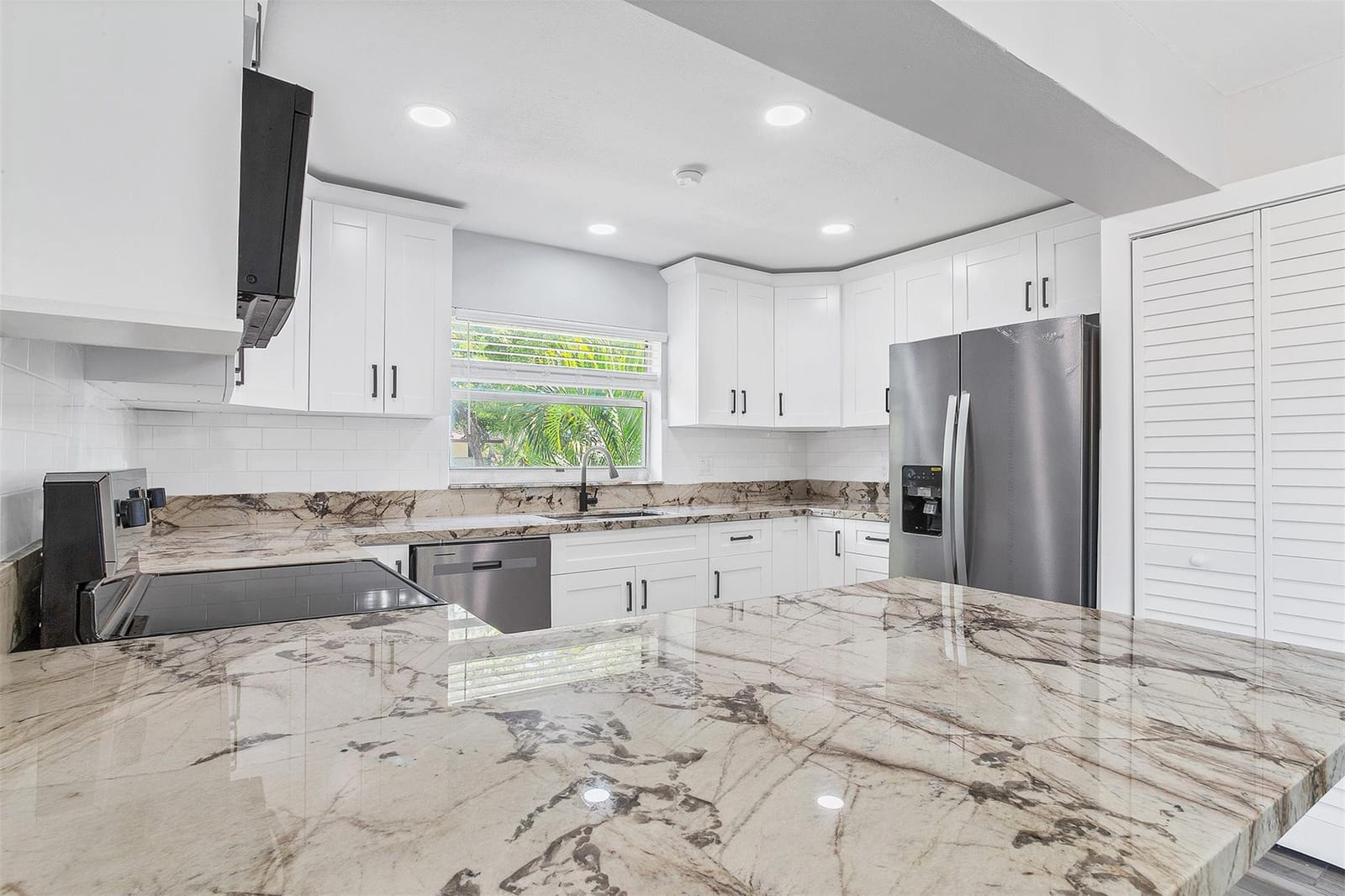 10131 NW 35th Street 16D — photo 11