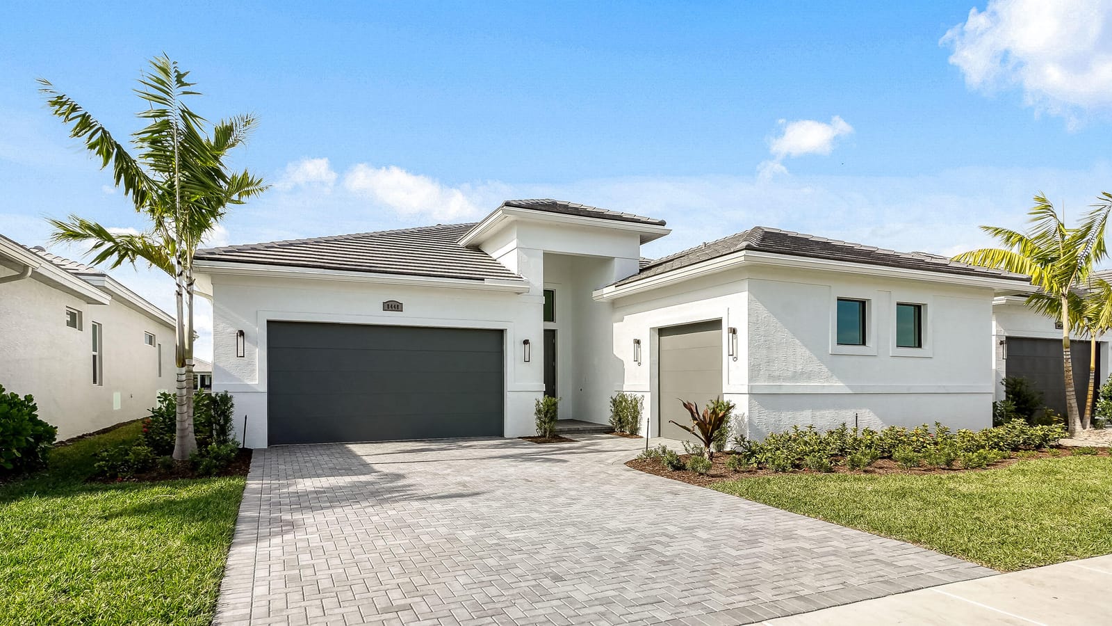 8448 SW Cantante Way, Port St. Lucie, FL 34987