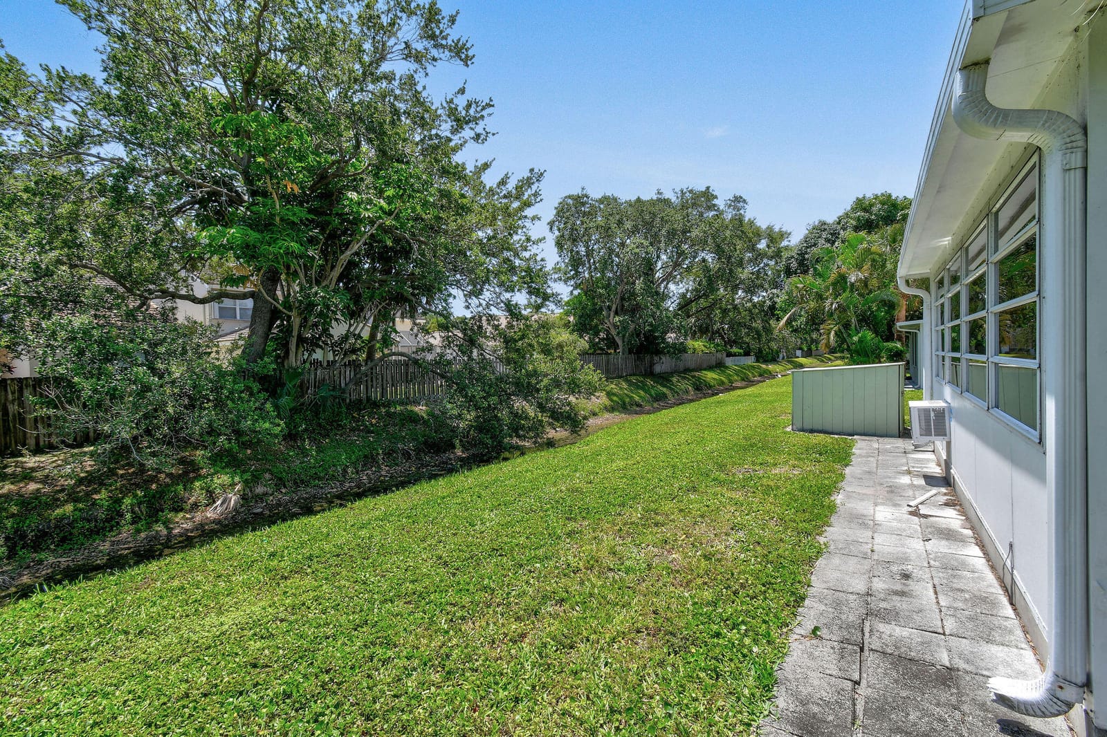 10128 Meridian Way N 4, Palm Beach Gardens, FL 33410