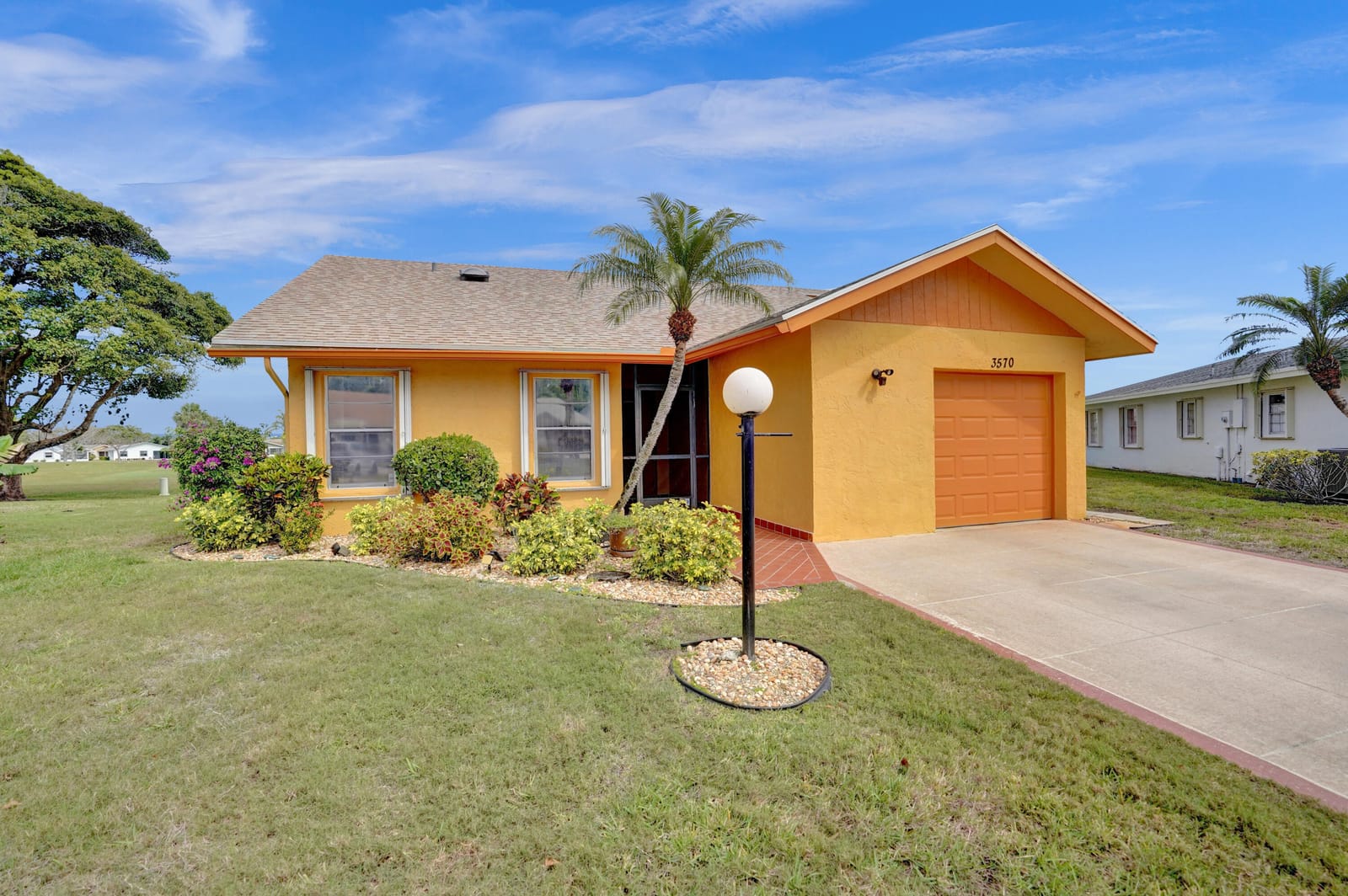 3570 Amalfi Drive — photo 3