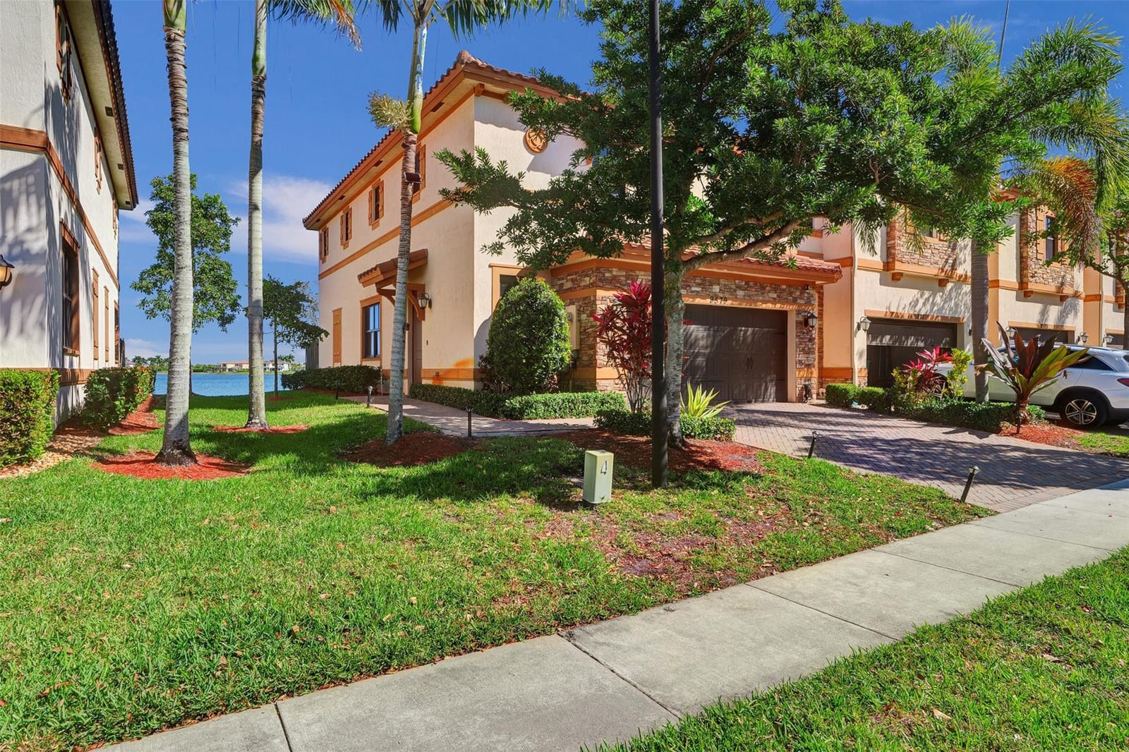 9579 Town Parc Circle 9579, Parkland, FL 33076
