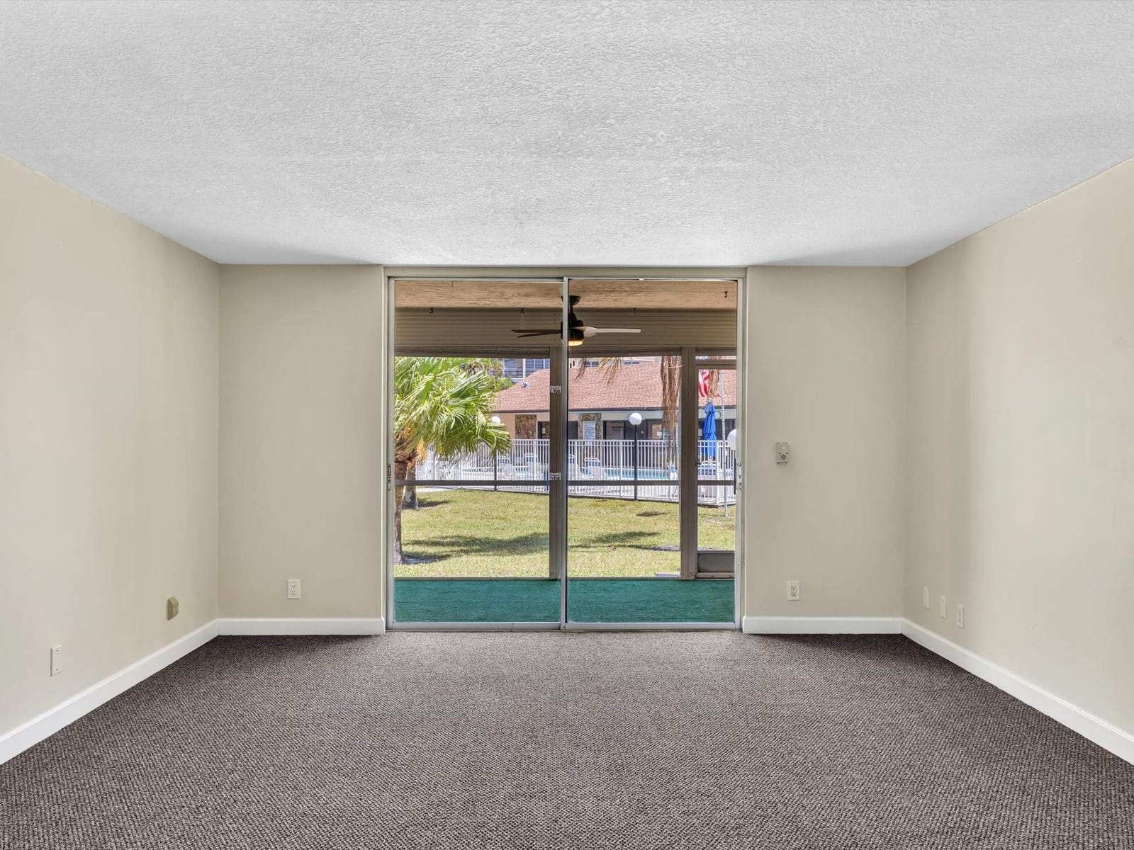 1025 SE 4th Avenue 102, Dania Beach, FL 33004 photo 14