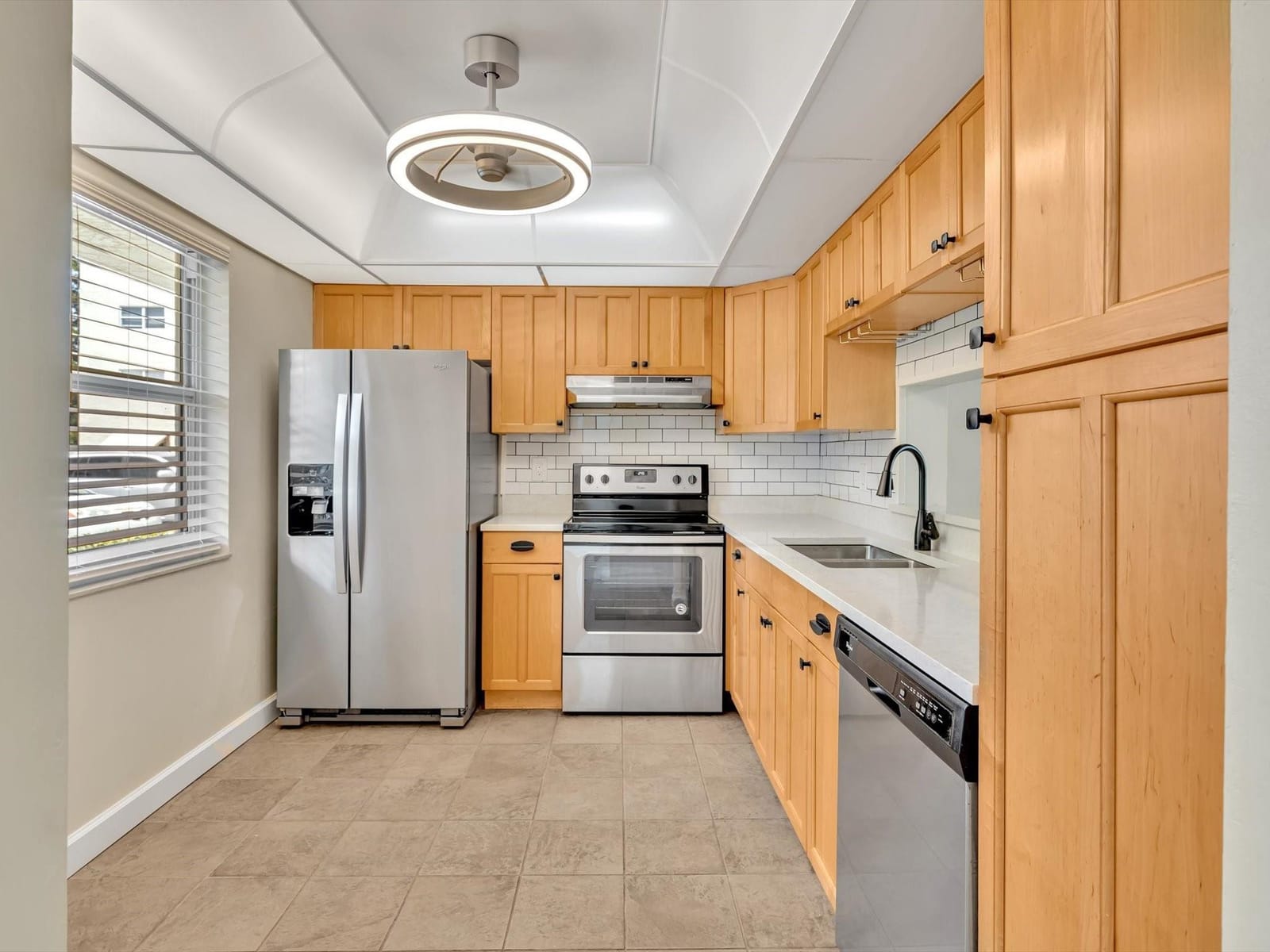 1025 SE 4th Avenue 102 — photo 7