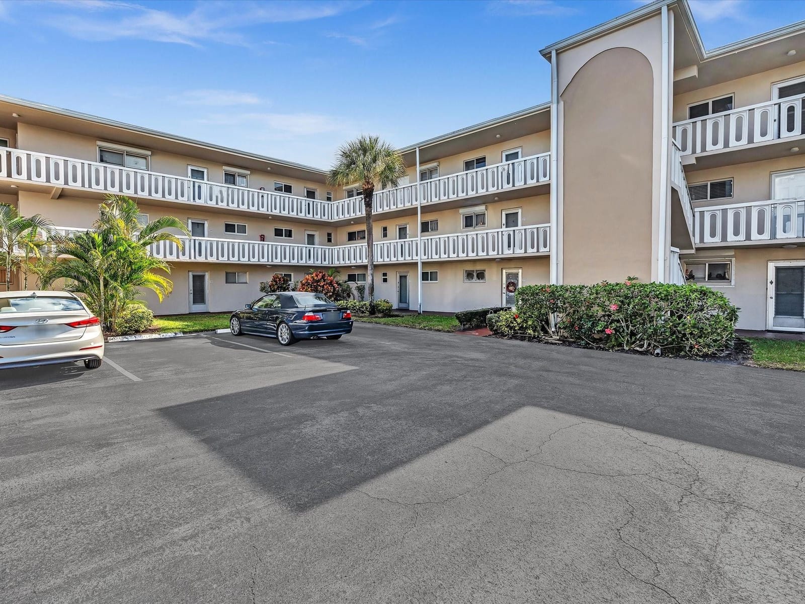 2566 S Garden Drive 310, Lake Worth, FL 33461