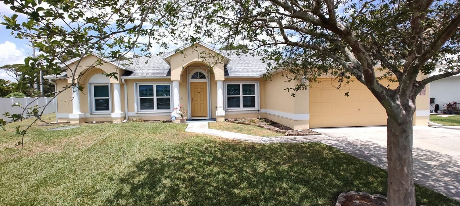 5226 NW North Piper Circle, Port St. Lucie, FL 34986