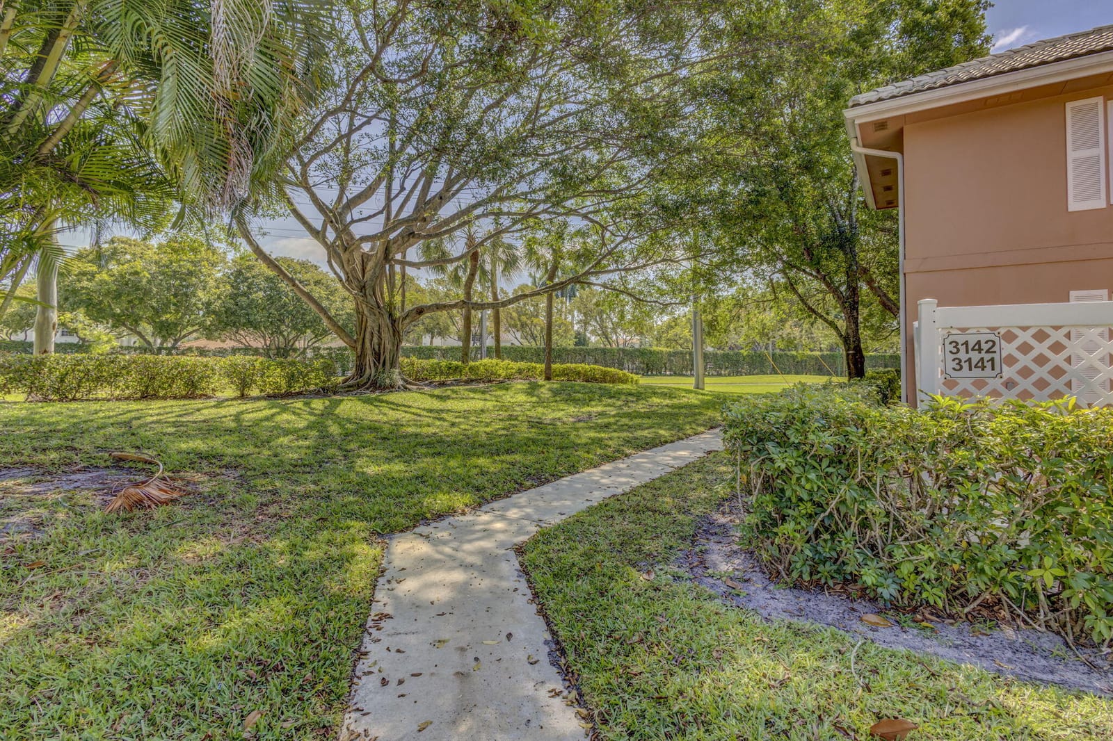 3141 Kingston Court, West Palm Beach, FL 33409 photo 3