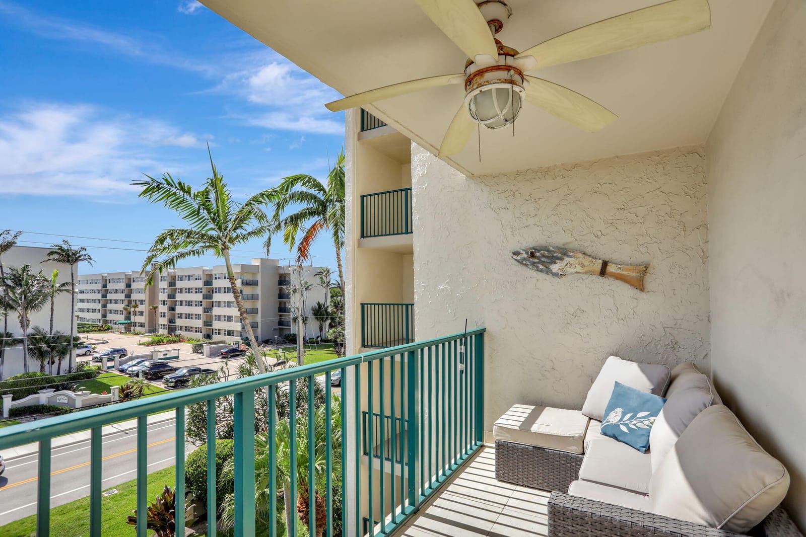 1237 Hillsboro Mile 402, Hillsboro Beach, FL 33062 photo 27