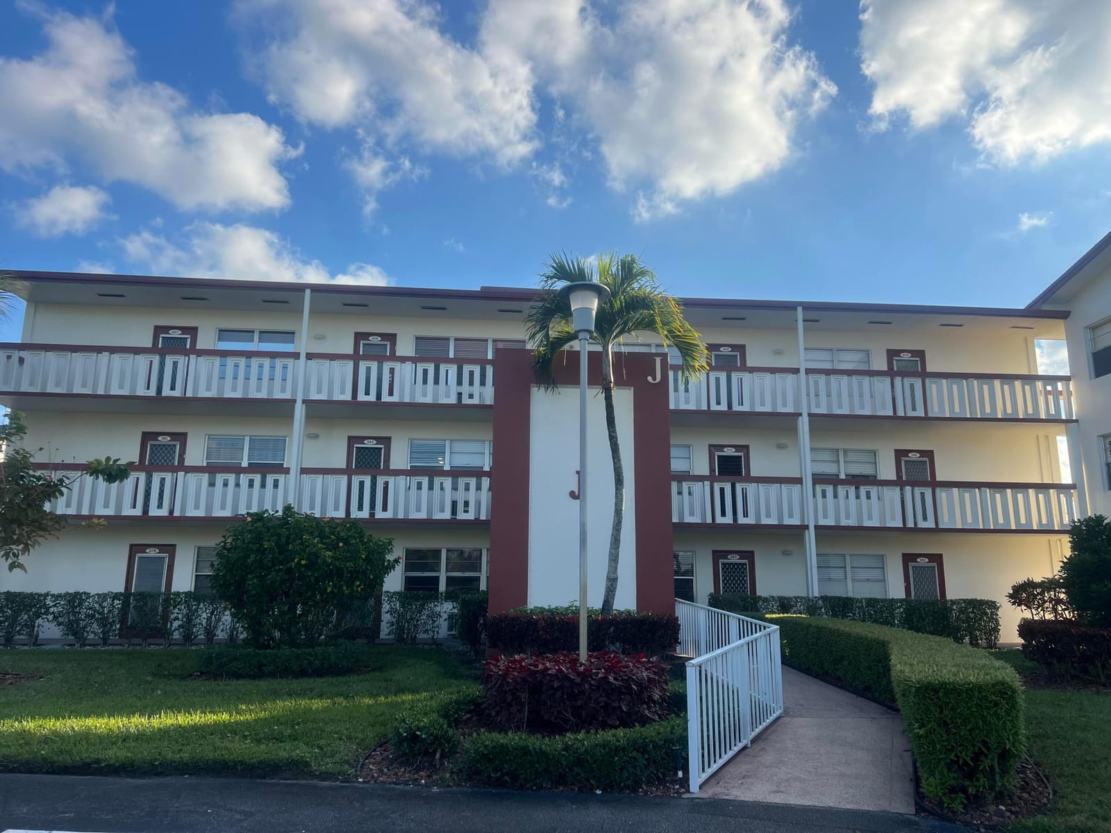 410 Brighton J, Boca Raton, FL 33434