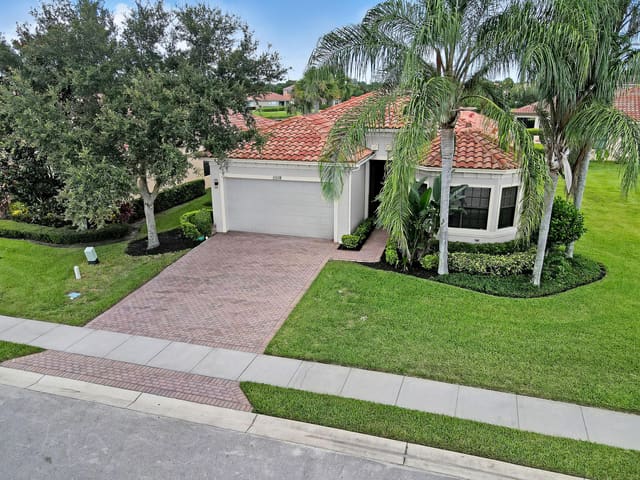 5508 57th Way, sold in Verolago, Vero Beach, FL