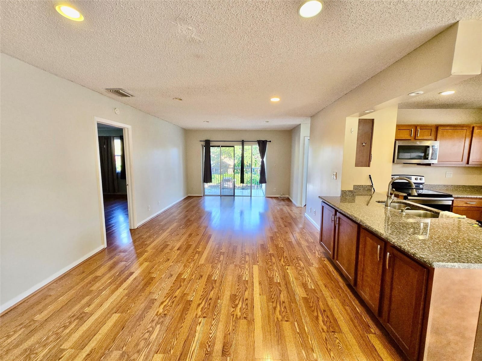 12137 Royal Palm Boulevard 5E, Coral Springs, FL 33065