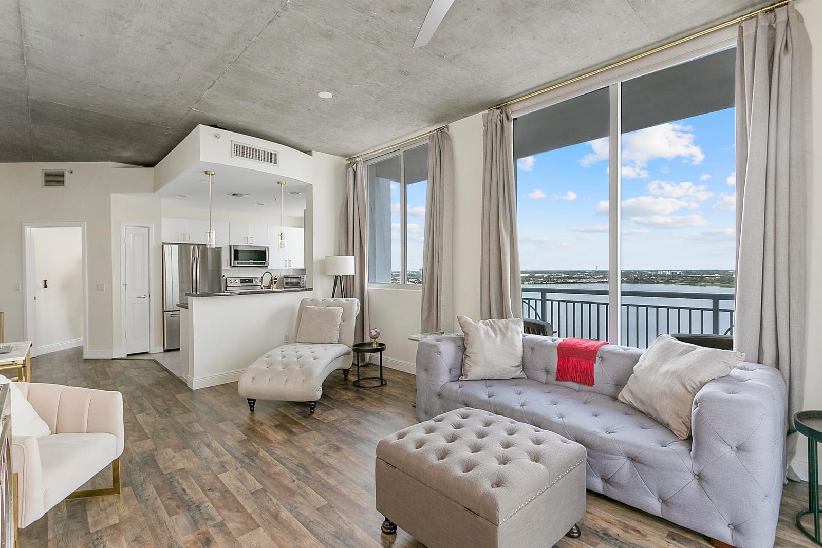 300 S Australian Avenue 1007, West Palm Beach, FL 33401 photo 1