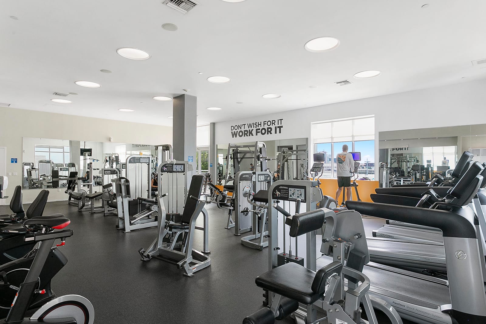 300 S Australian Avenue 1007, West Palm Beach, FL 33401 photo 22