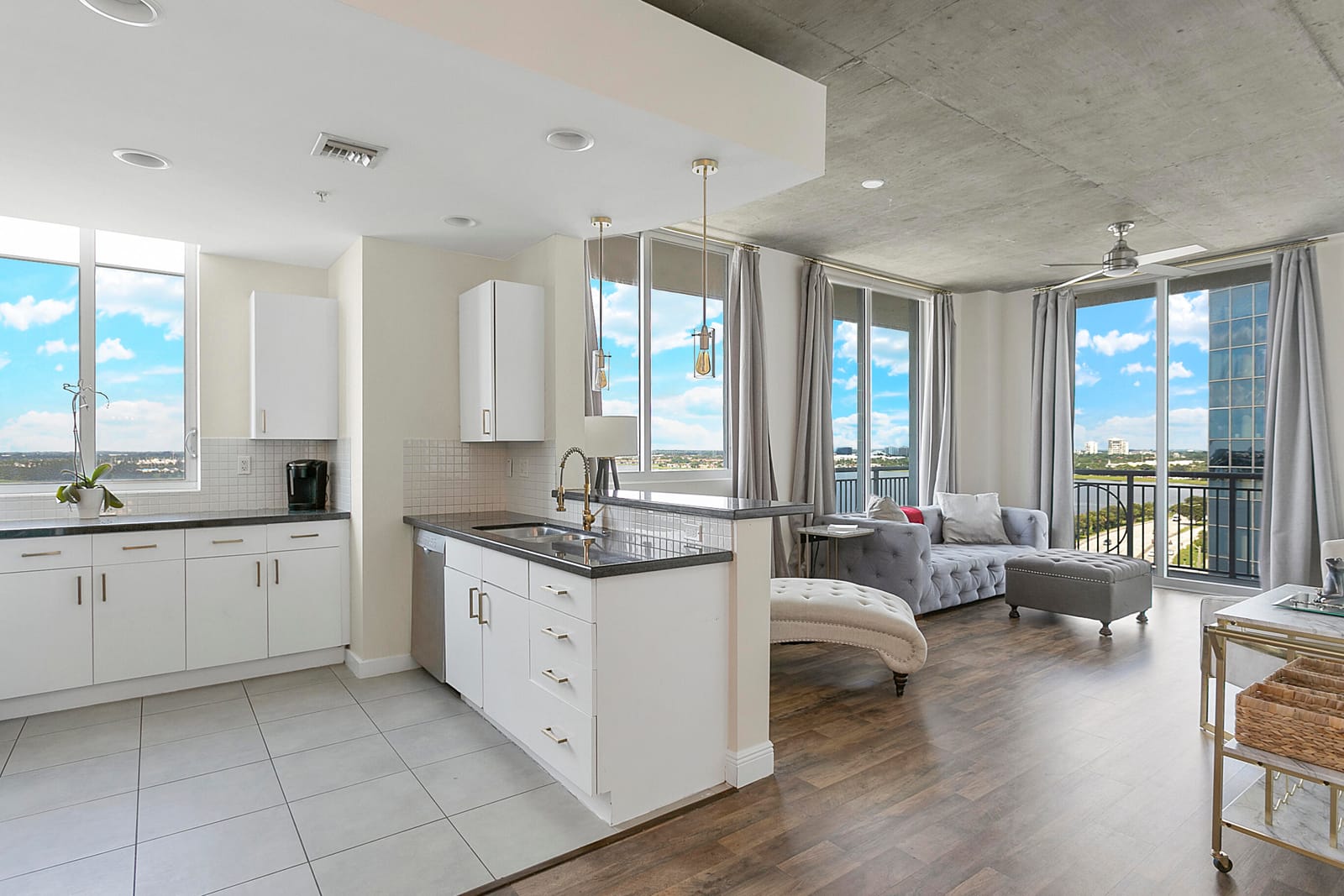 300 S Australian Avenue 1007, West Palm Beach, FL 33401 photo 4