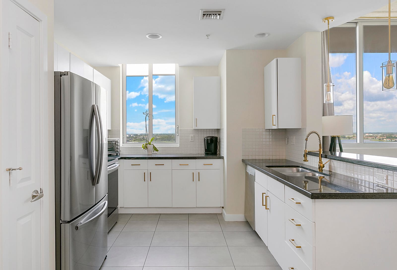 300 S Australian Avenue 1007, West Palm Beach, FL 33401 photo 10
