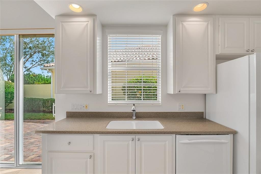 5640 Corsica Place, Vero Beach, FL 32967 photo 10