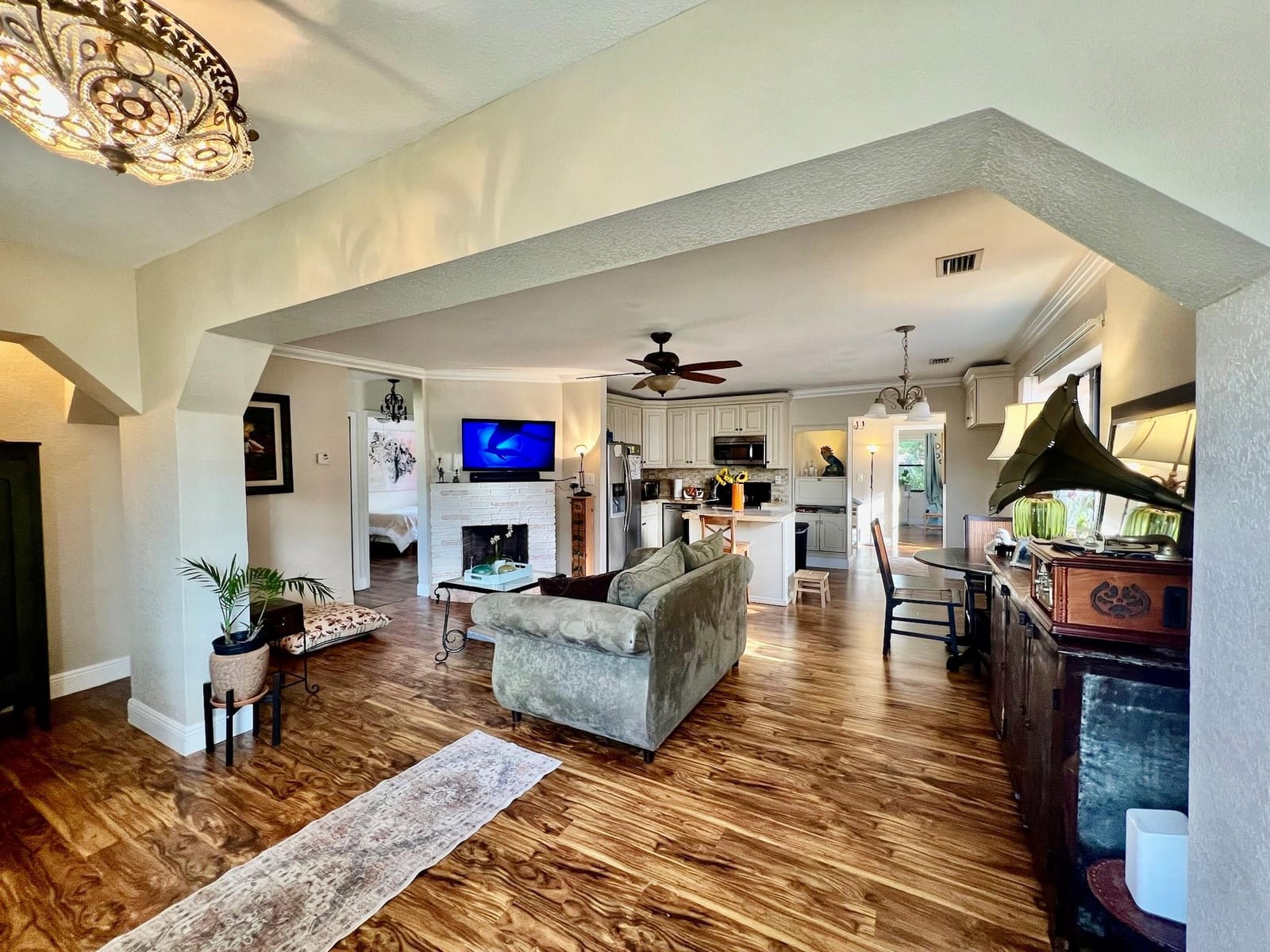 2628 Hayes Street, Hollywood, FL 33020 photo 5